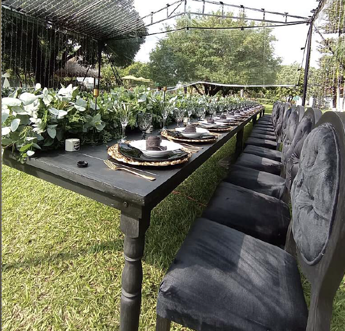 Renta de sillas y mesas en CDMX - Servicio para eventos en CDMX